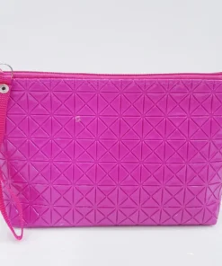 กระเป๋าใส่เครื่องสำอางค์ลายสี่เหลี่ยม คละสี (5 โหลๆ ละ 168)