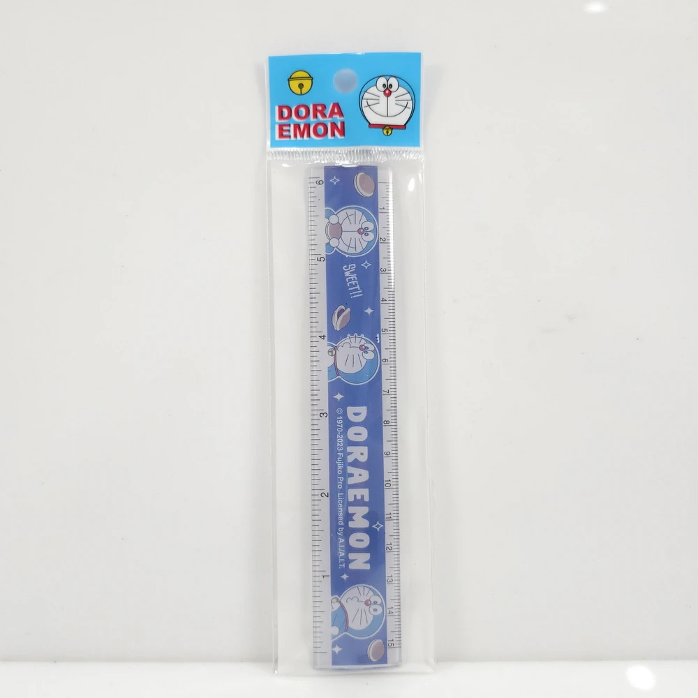 ไม้บรรทัดพลาติกใส 6 นิ้ว ลายลิขสิทธิ์ คละลาย Giftland